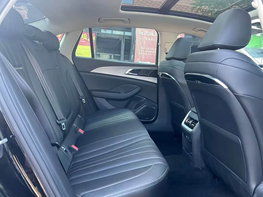 Hongqi H5 2023 1.5T DCT Intelligent Connected Edition - zdjęcie 6