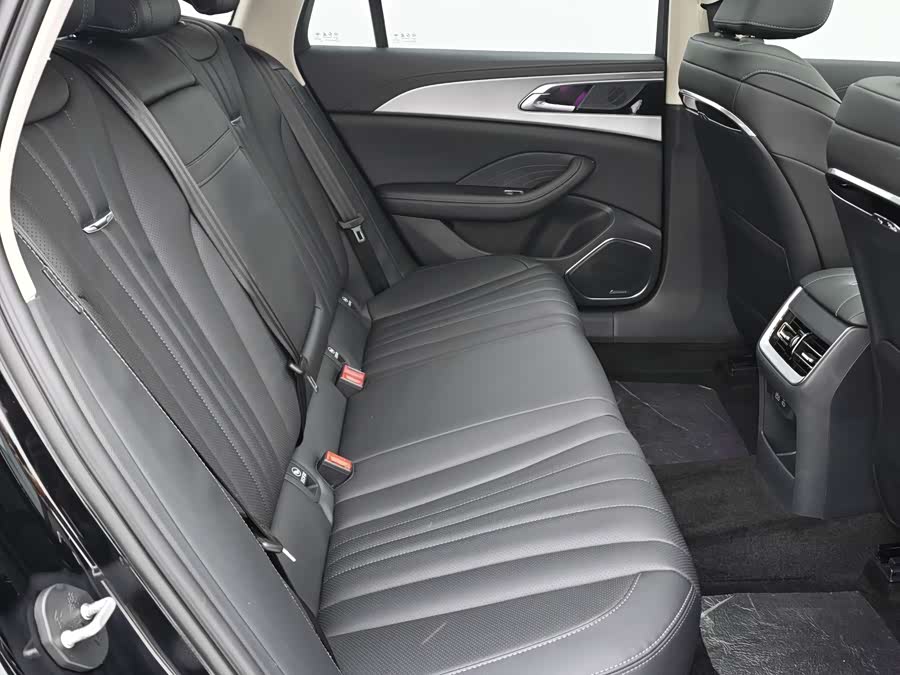 Hongqi H5 2023 2.0T Auto Intelligent Flag Enjoy Version - zdjęcie 10