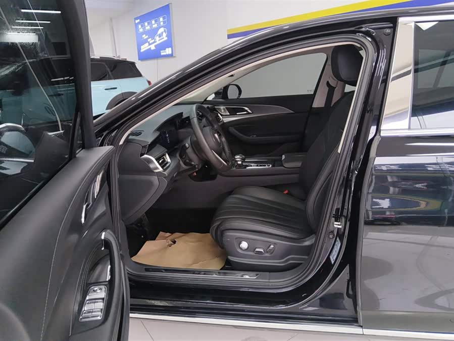 Hongqi H5 2024 2.0T Auto Intelligent Connectivity Flagship - zdjęcie 9