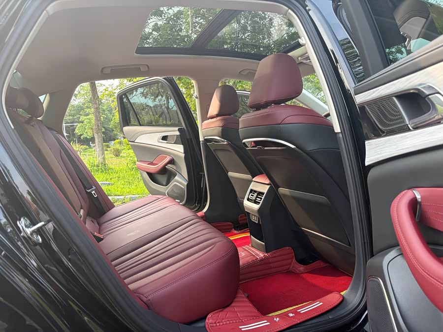 Hongqi H5 2025 1.5T DCT Qiyun Edition - zdjęcie 10