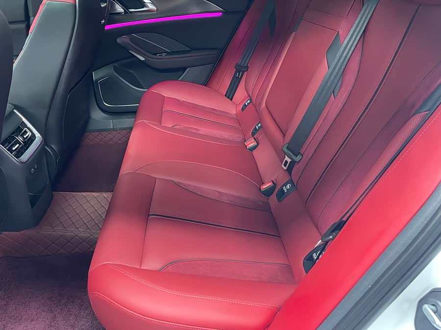Hongqi H6 2024 2.0T Prestige - zdjęcie 13