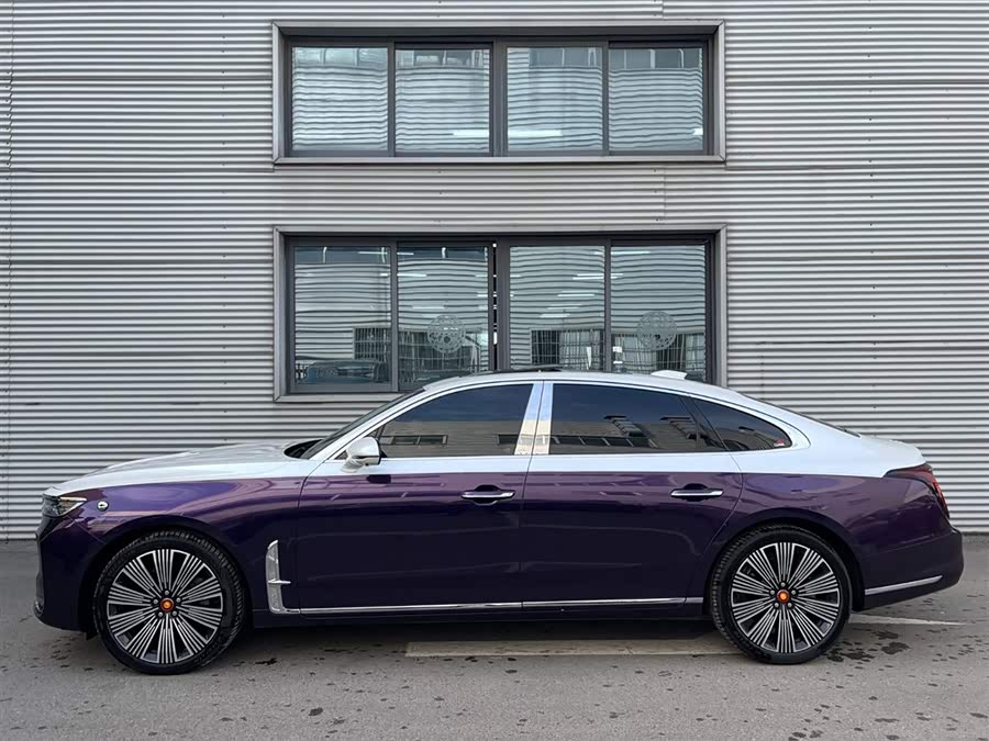 Hongqi H9 2025 2.0T 2WD Flag Enjoy Luxury Business Edition 5-seater - zdjęcie 3