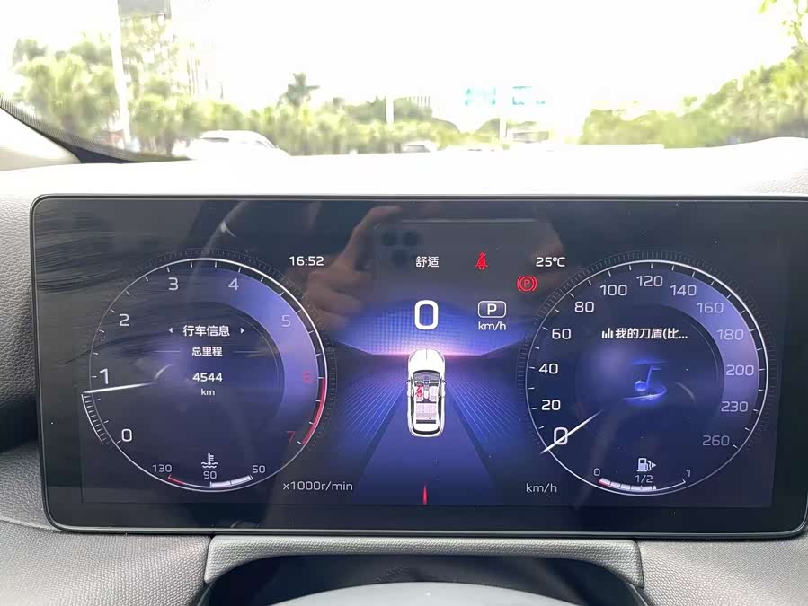Hongqi HS3 2024 2.0T 可为 - zdjęcie 16
