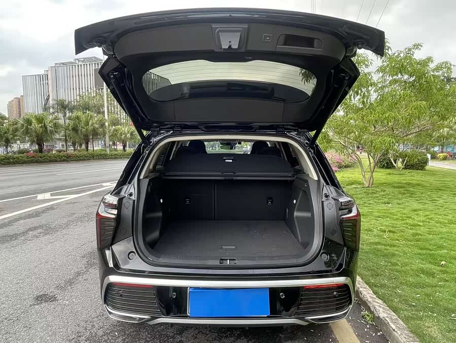 Hongqi HS3 2024 2.0T 可为 - zdjęcie 7