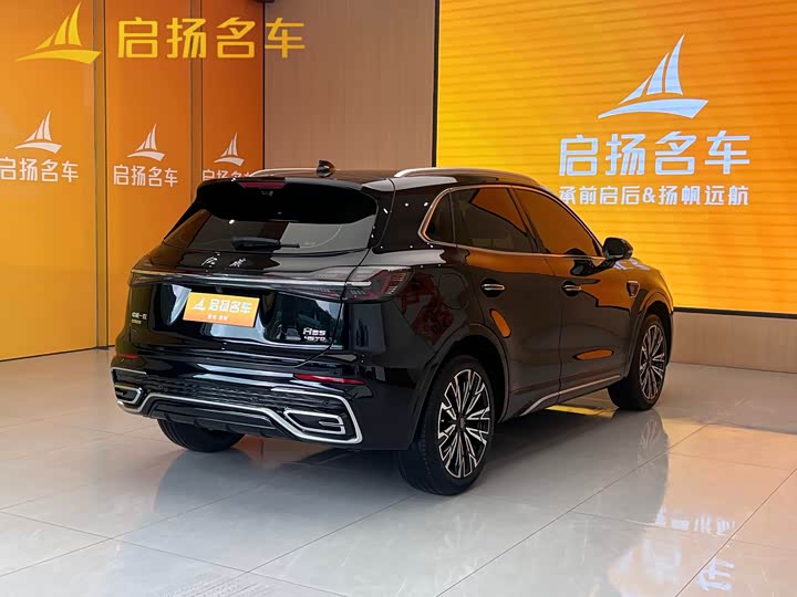 Hongqi HS5 2023 2.0T 4WD Qiling Pro - zdjęcie 17