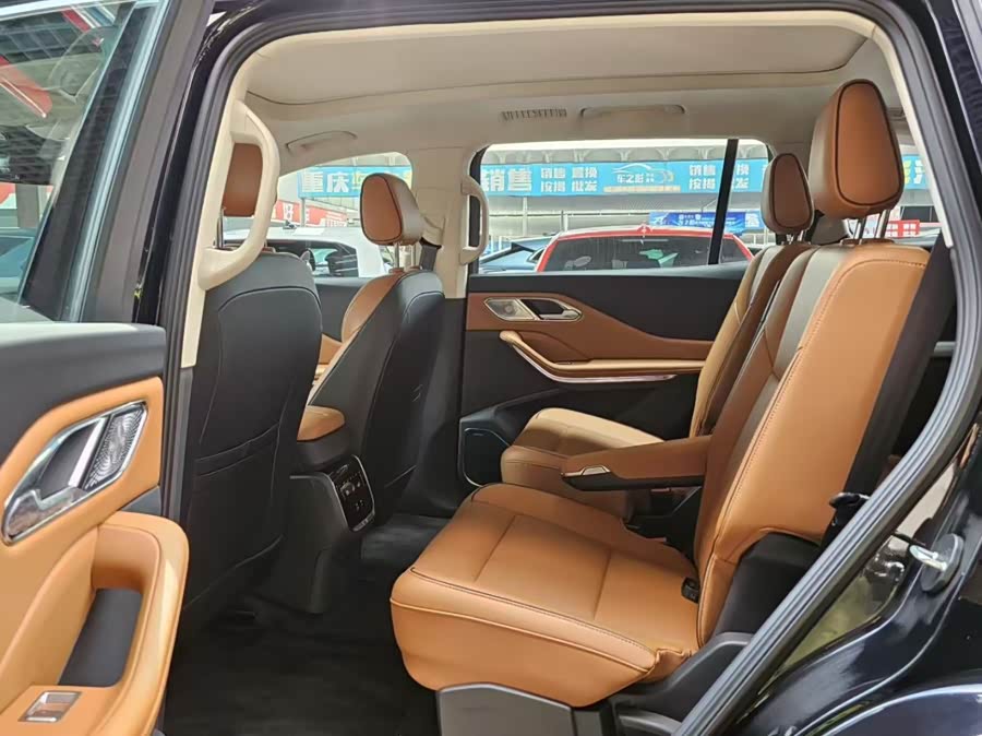 Hongqi HS7 2.0T PHEV 4WD 200 Million Units Commemorative Edition 6 Seats - zdjęcie 5