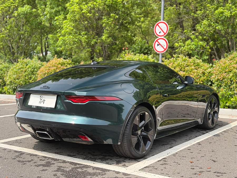 Jaguar F-TYPE 2024 P300 75th Anniversary Hardtop - zdjęcie 12