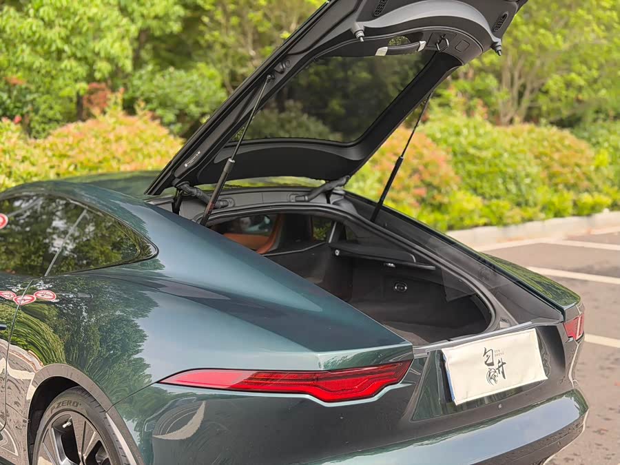 Jaguar F-TYPE 2024 P300 75th Anniversary Hardtop - zdjęcie 13