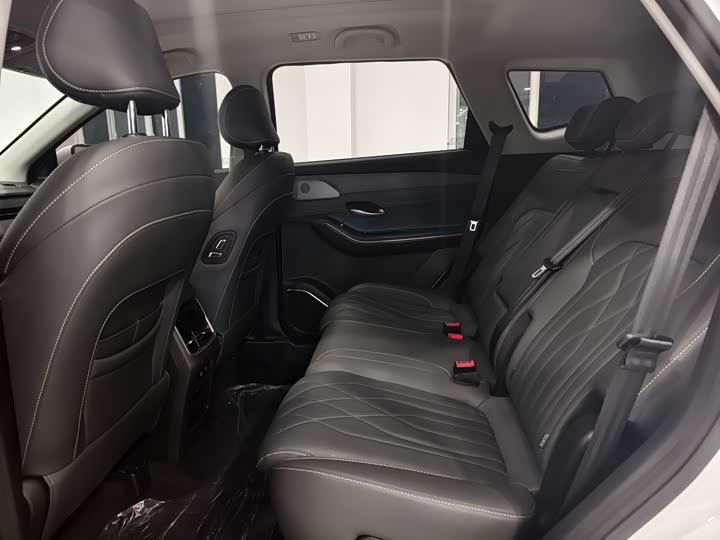 Jietu Shanhai L9 2024 1.5TD 2DHT Pro 5-seater - zdjęcie 14