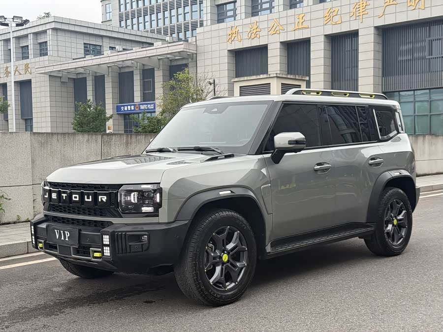 Jietu Traveler 2023 2.0T Four-Wheel Drive Crossing PRO+ - zdjęcie 2