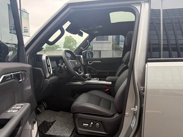 Jietu Traveler 2023 2.0T Four-Wheel Drive Crossing PRO+ - zdjęcie 20