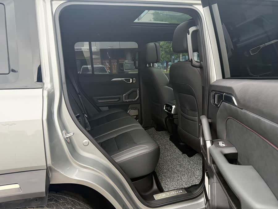 Jietu Traveler 2023 2.0T Four-Wheel Drive Crossing PRO+ - zdjęcie 9
