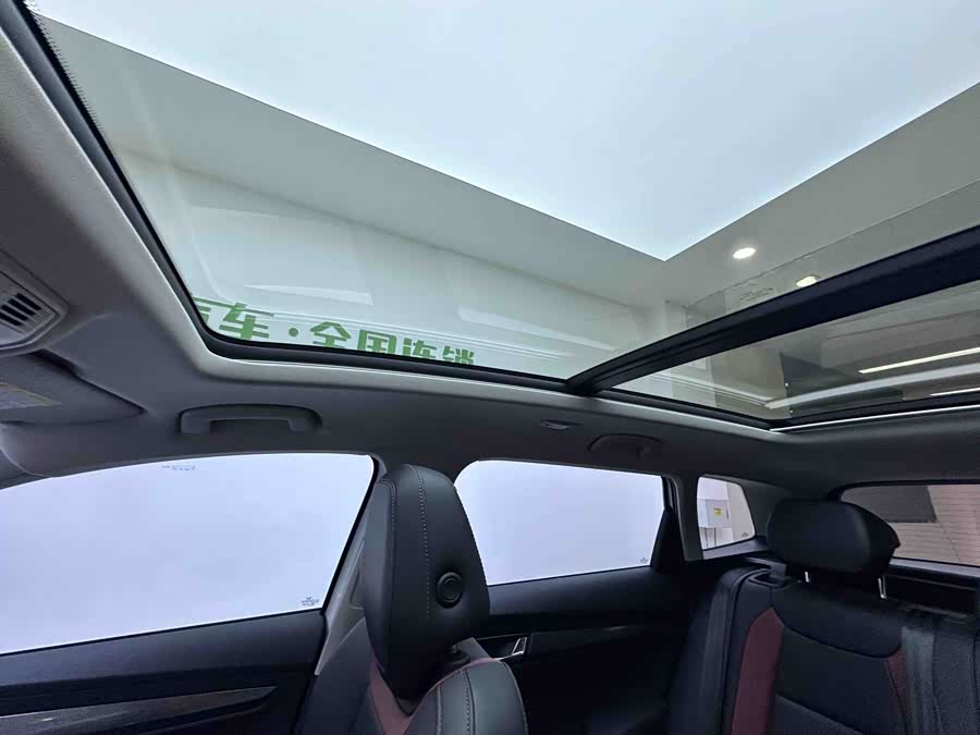 Karoq 2023 TSI280 Luxury - zdjęcie 14