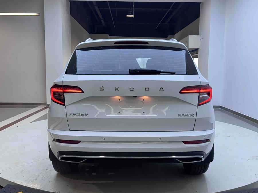 Karoq 2023 TSI280 Luxury - zdjęcie 5