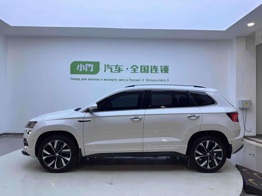 Karoq 2023 TSI280 Luxury - zdjęcie 8