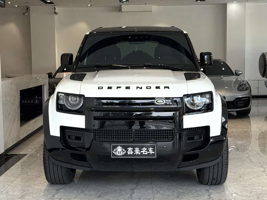 Land Rover Defender 2025 110 3.0T P400 X-Dynamic SE - zdjęcie 2