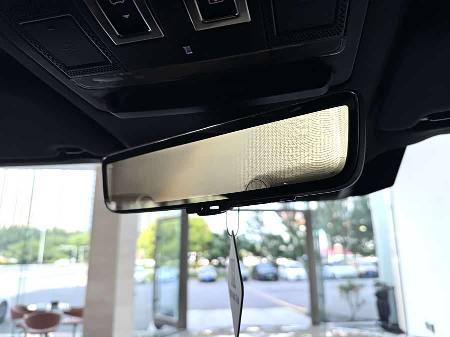 Land Rover Defender 2025 110 3.0T P400 X-Dynamic SE - zdjęcie 19