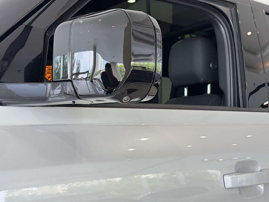 Land Rover Defender 2025 110 3.0T P400 X-Dynamic SE - zdjęcie 4