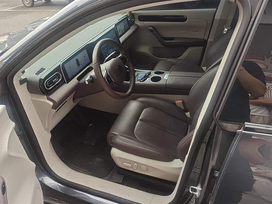 Leapmotor C11 2023 EV 500 Comfort - zdjęcie 9