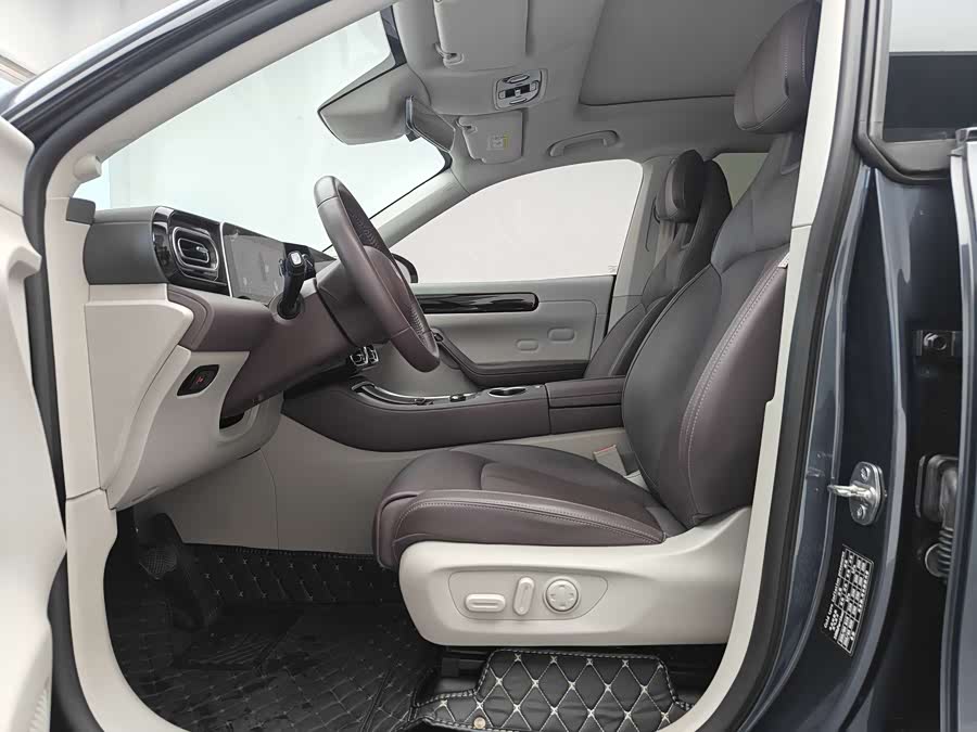 Leapmotor C11 2023 Extender 285 Comfort - zdjęcie 9