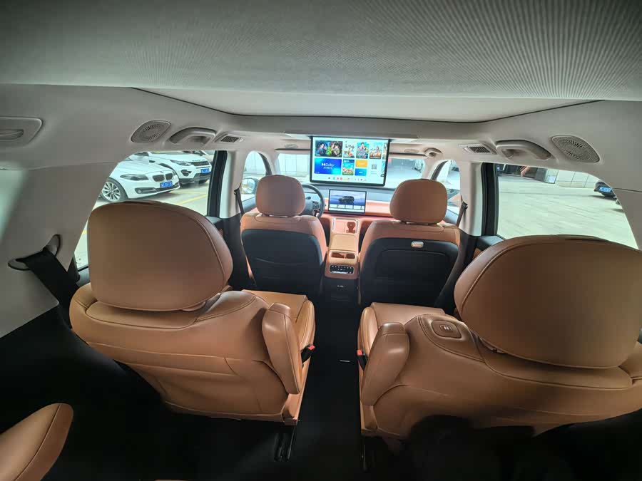 Leapmotor C16 2026 2WD Extended Range 280 Lidar Smart Prestige 6-Seater - zdjęcie 15