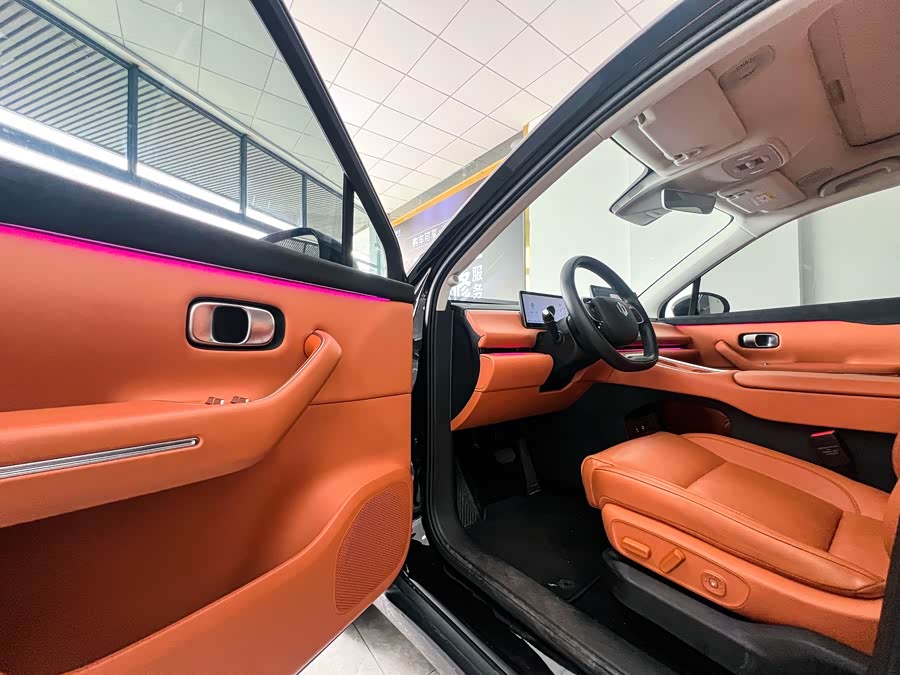 Leapmotor C16 2026 2WD Extended Range 280 Lidar Smart Prestige 6-Seater - zdjęcie 7