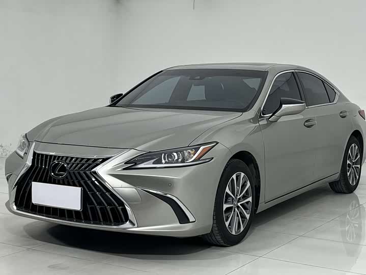 Lexus ES 2024 200 Premium - zdjęcie 11