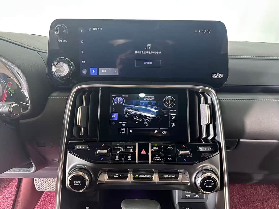 Lexus LX 2022 600 Signature Middle East Edition - zdjęcie 11