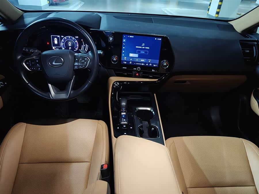 Lexus NX 2022 350h FWD Premium - zdjęcie 5