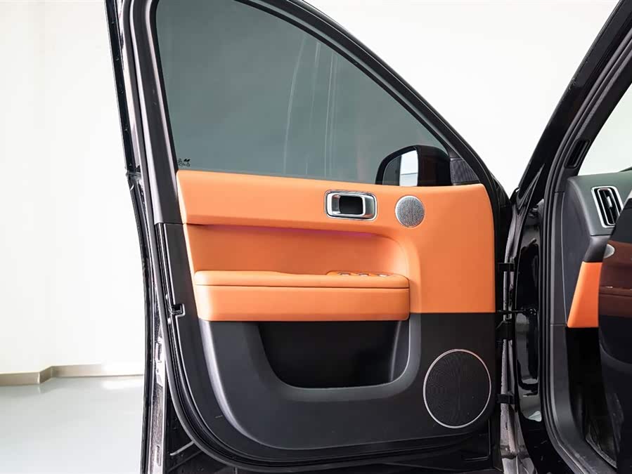 Li Auto L6 2024 Max - zdjęcie 9