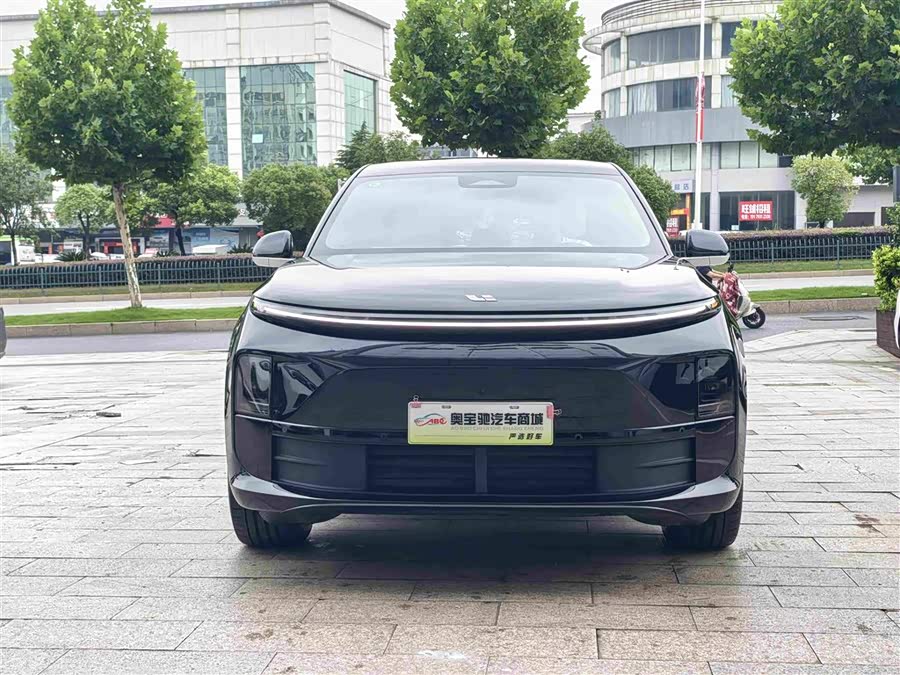 Li Auto L6 2024 Pro - zdjęcie 2