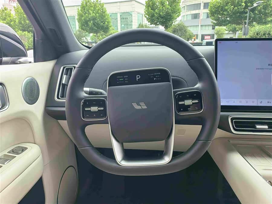 Li Auto L6 2024 Pro - zdjęcie 12