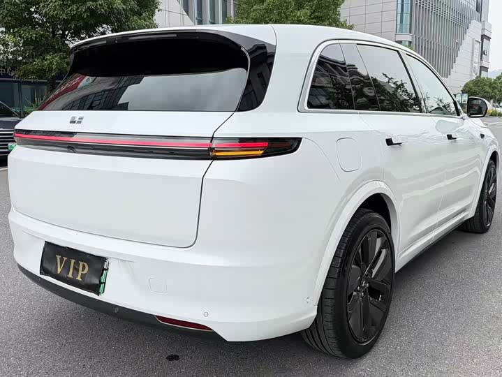 Li Auto L7 2023 Pro - zdjęcie 19
