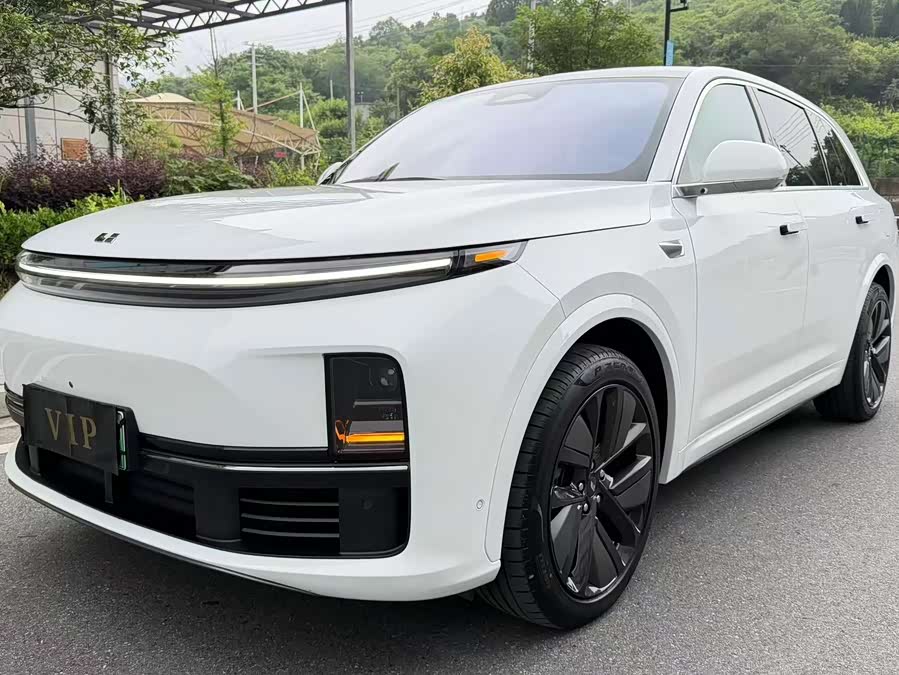 Li Auto L7 2023 Pro - zdjęcie 3
