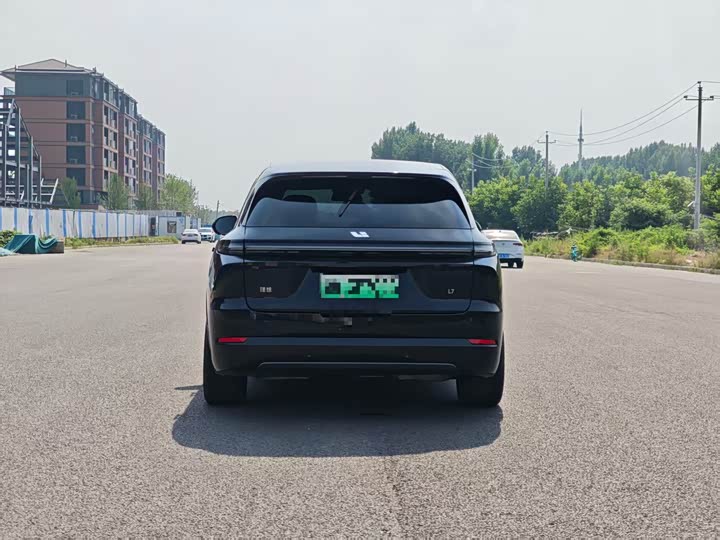 Li Auto L7 2024 MAX - zdjęcie 17