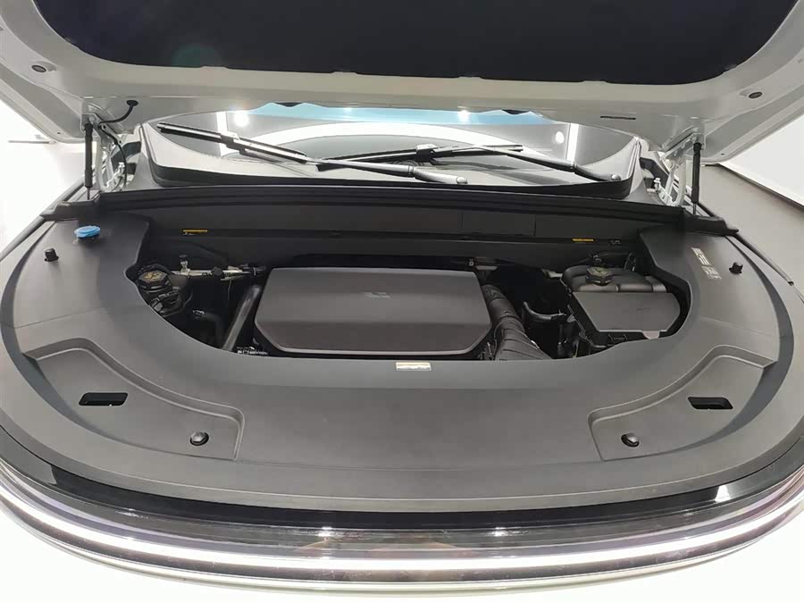 Li Auto L7 2024 MAX - zdjęcie 8