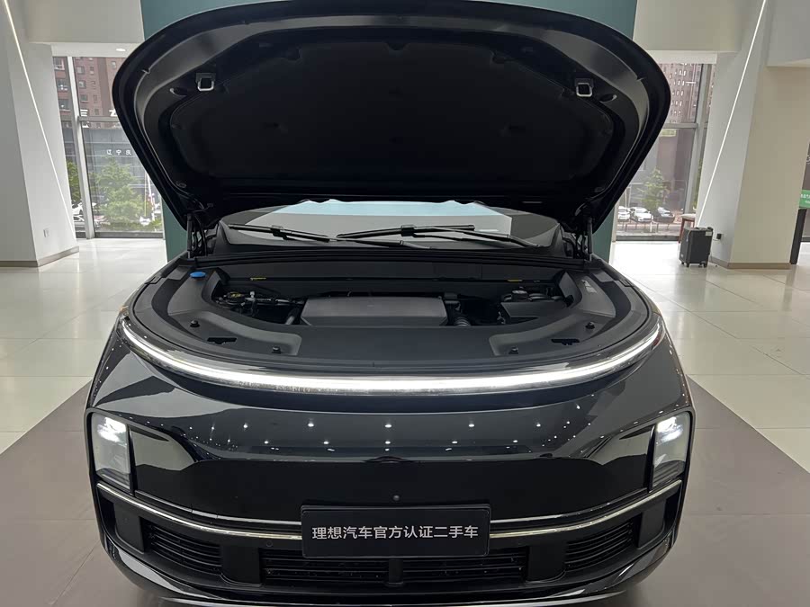 Li Auto L8 2025 Max Intelligent Renewal Version - zdjęcie 2