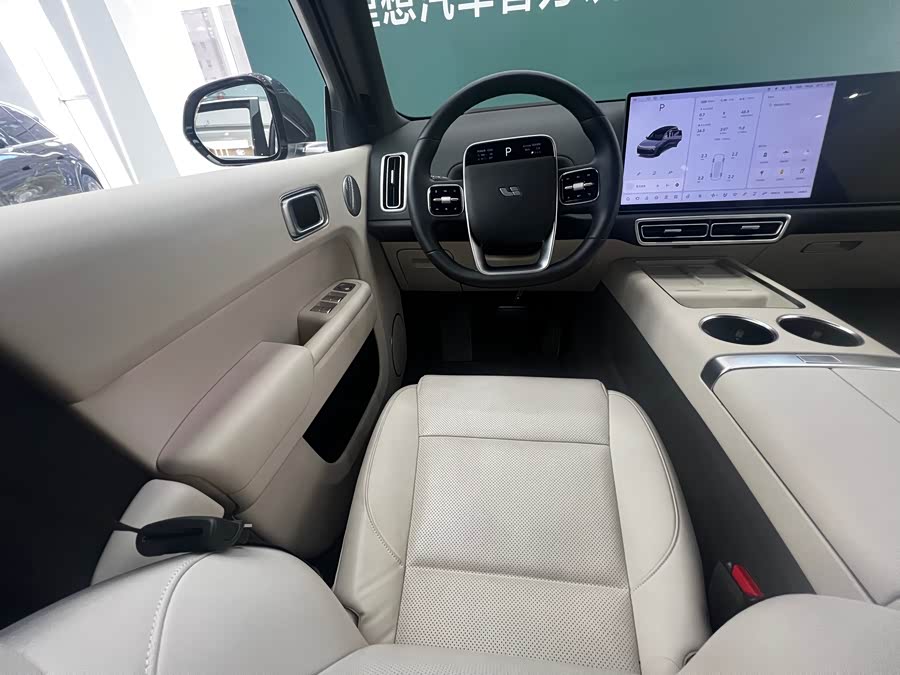 Li Auto L8 2025 Max Intelligent Renewal Version - zdjęcie 10