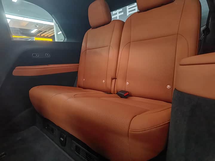 Li Auto L8 2025 Ultra Intelligent Renewal Version - zdjęcie 20