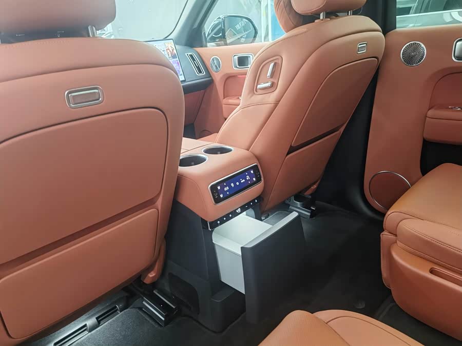 Li Auto L8 2025 Ultra Intelligent Renewal Version - zdjęcie 8