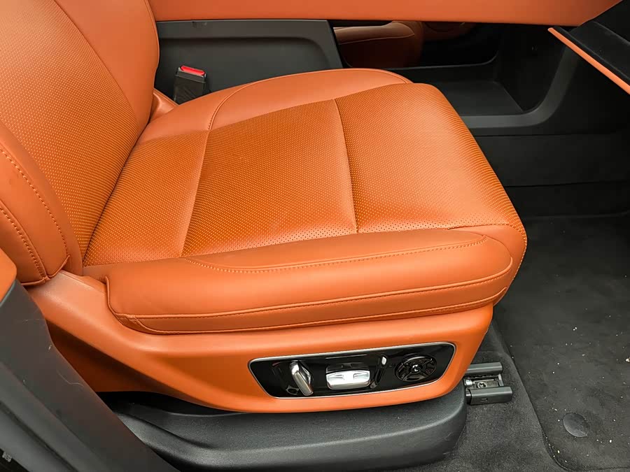 Li Auto L9 2023 Pro - zdjęcie 12