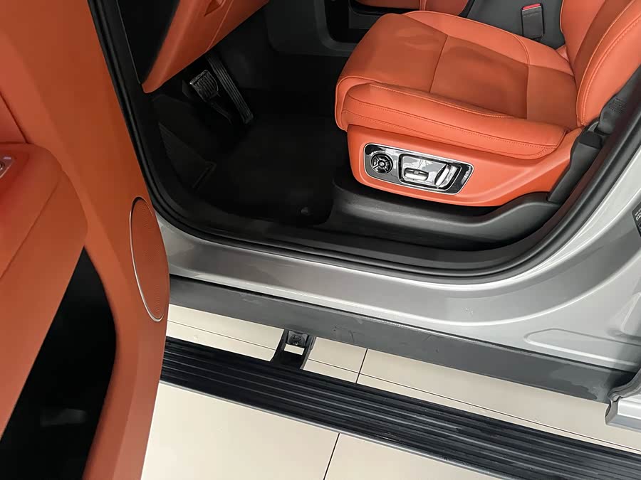 Li Auto L9 2023 Pro - zdjęcie 14