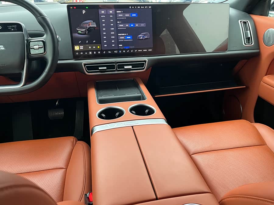 Li Auto L9 2023 Pro - zdjęcie 15