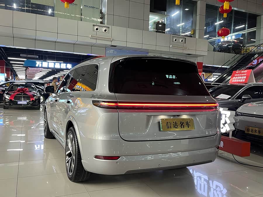 Li Auto L9 2023 Pro - zdjęcie 18