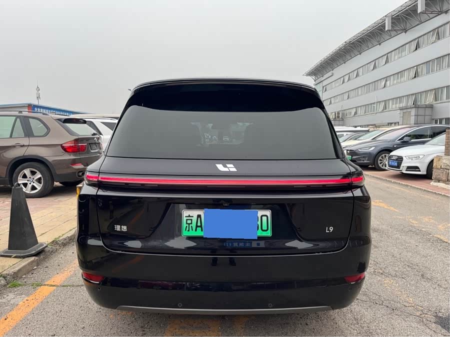 Li Auto L9 2023 Pro - zdjęcie 5