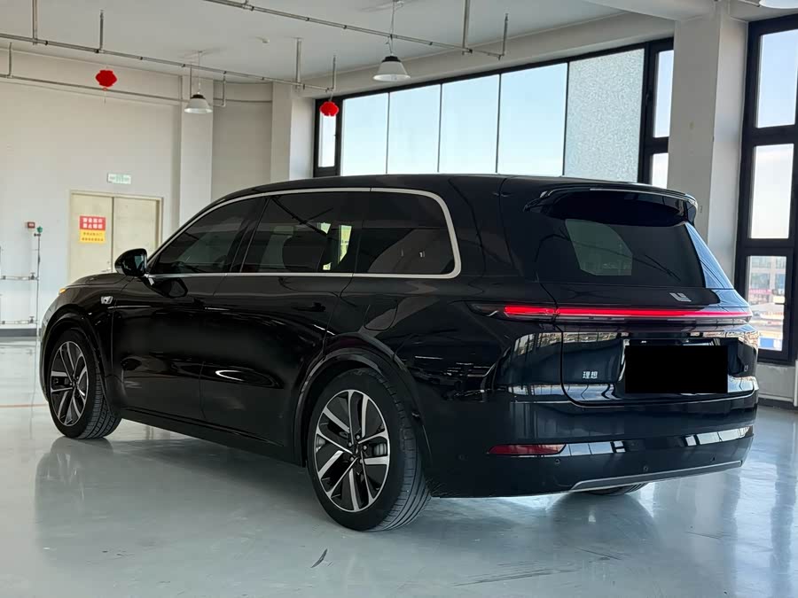 Li Auto L9 2023 Pro - zdjęcie 6