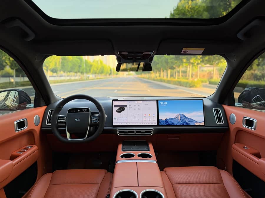 Li Auto L9 2023 Pro - zdjęcie 8
