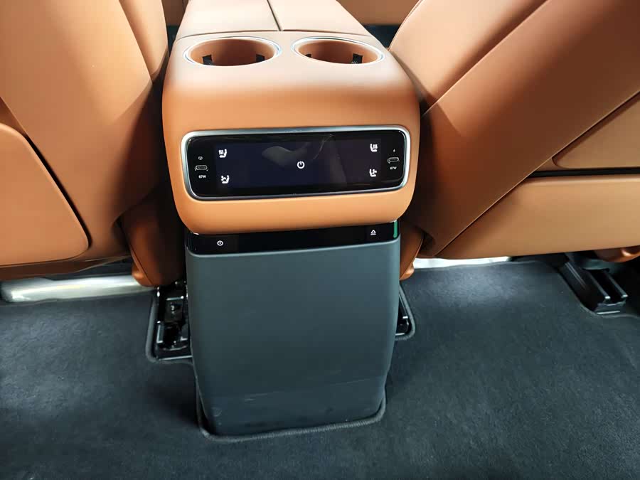 Li Auto L9 2025 Ultra Smart Refresh - zdjęcie 11