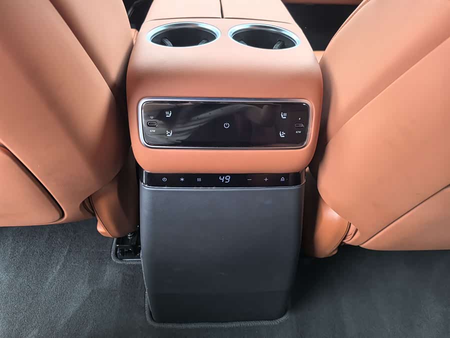 Li Auto L9 2025 Ultra Smart Refresh - zdjęcie 14