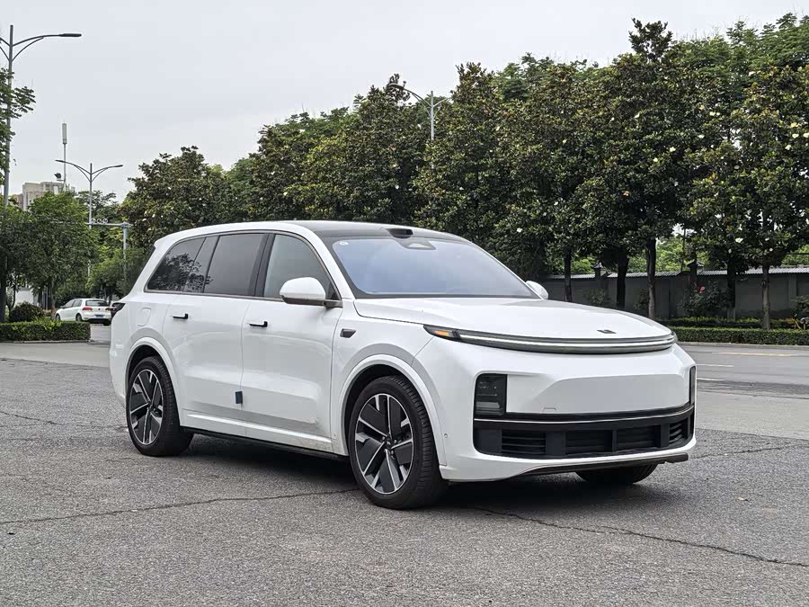 Li Auto L9 2025 Ultra Smart Refresh - zdjęcie 3
